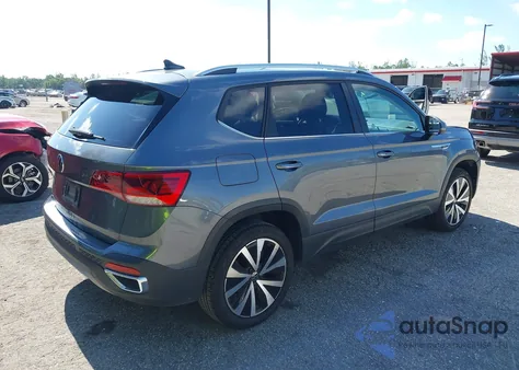 2024 Volkswagen Taos 1.5T Se из США, поврежденный, VIN 3VVSX7B21RM120946